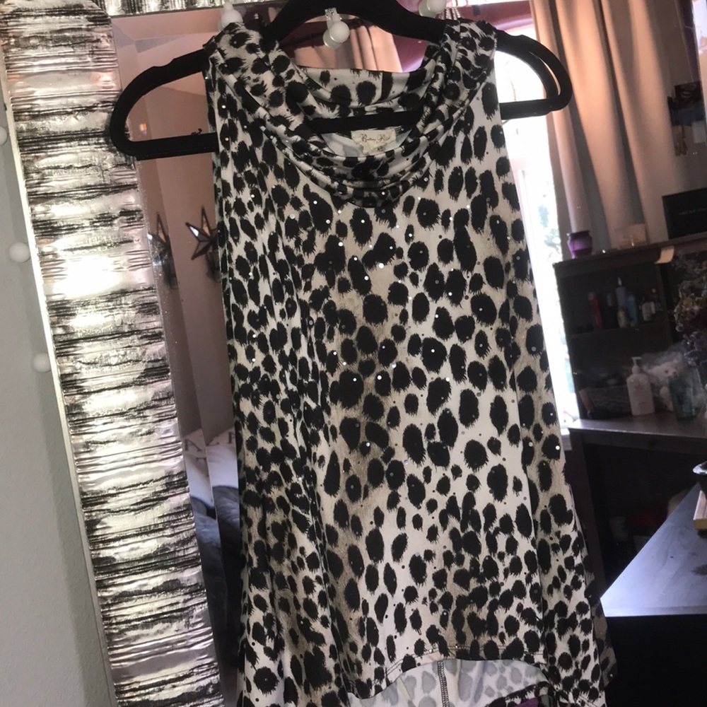 Brittany Black leopard blouse
